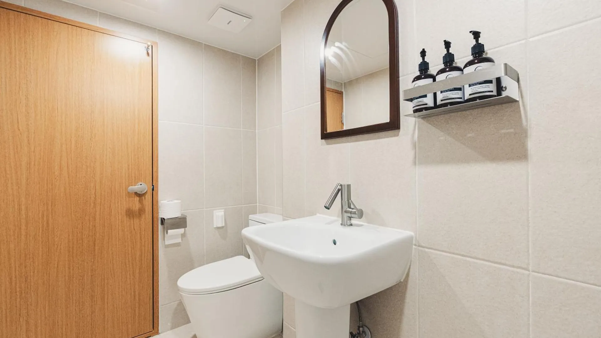 Hotel 부평 이상한호텔 Incheon